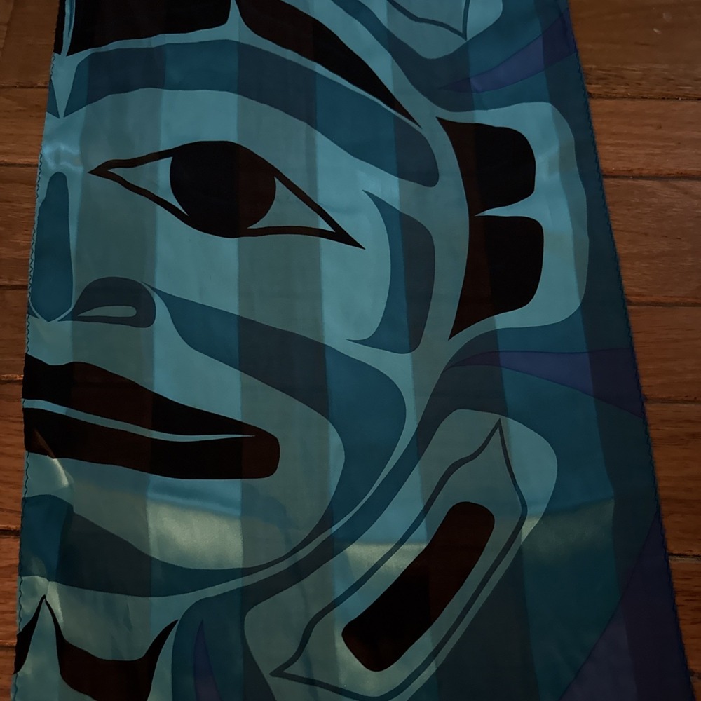 Authentic Rocky Mountaineer Klatle-Bhi Pure Silk Scarf Moon Mask Native Art 1462 - Picture 4 of 5